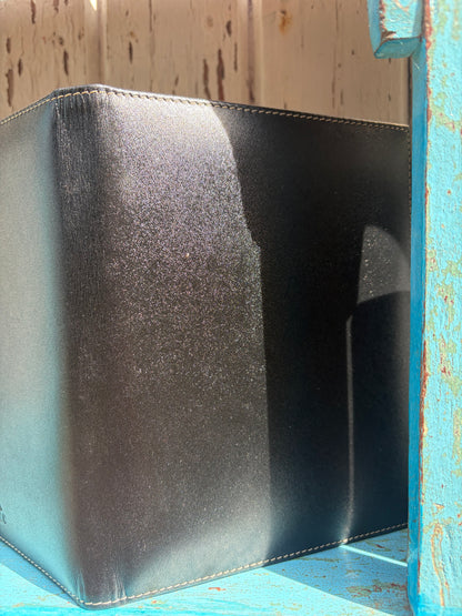 FOLDING LEATHER FRAMES