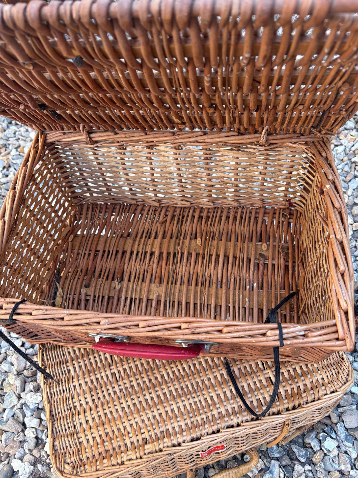 HAMPERS X 2