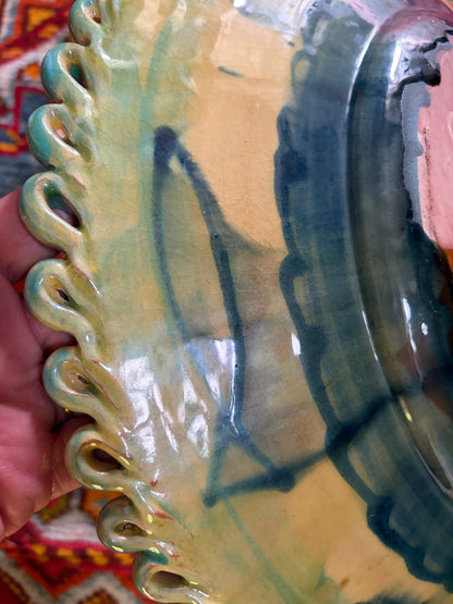 DECORATIVE PLATE