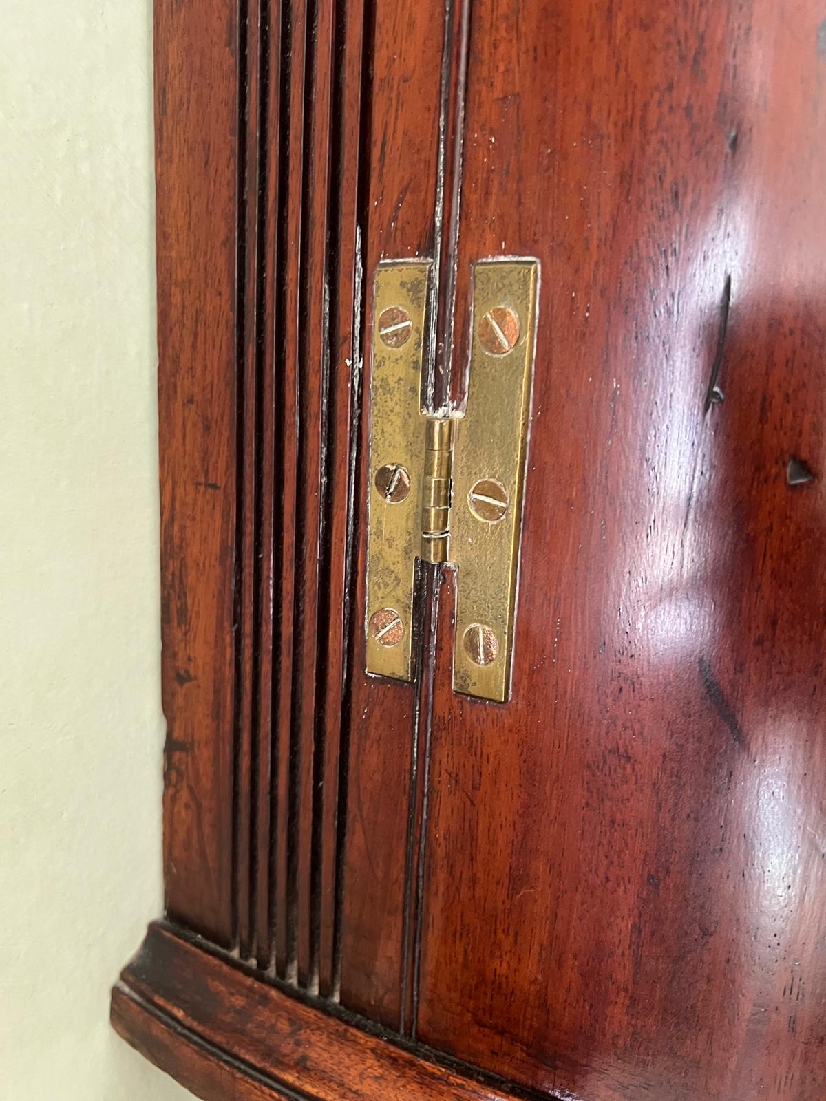 CORNER CABINET