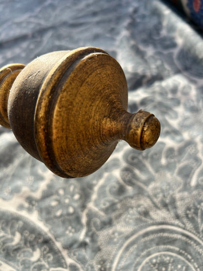 CURTAIN POLE