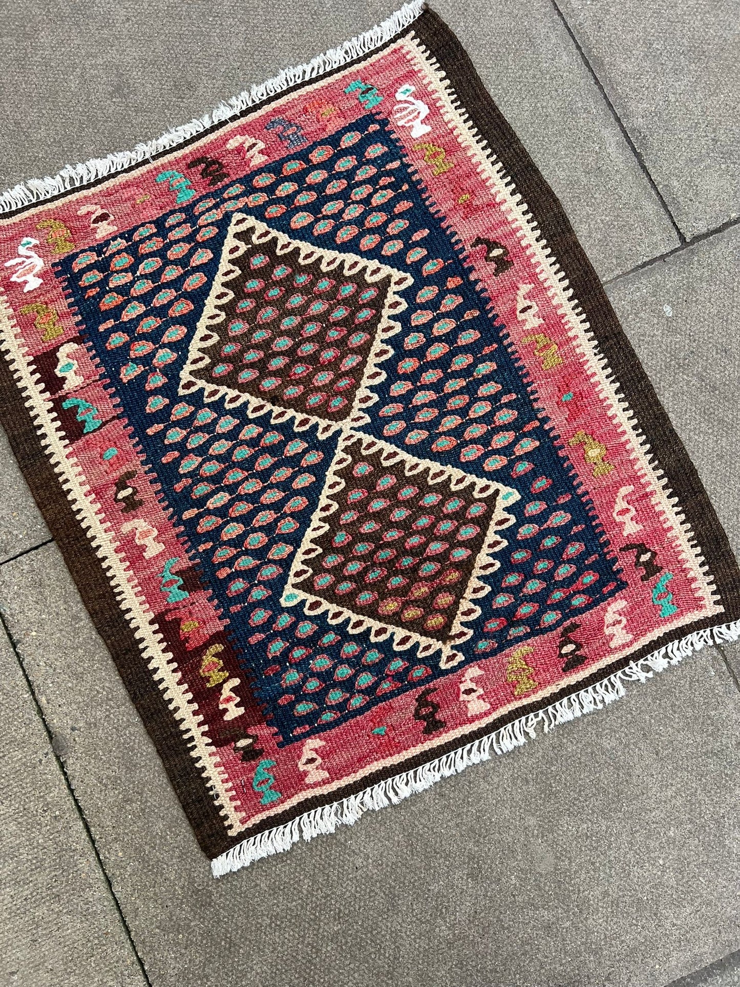 KILIM PINK BOARDER