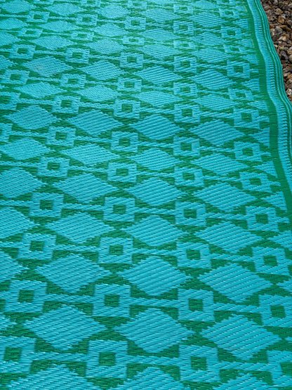 PLASTIC RUG