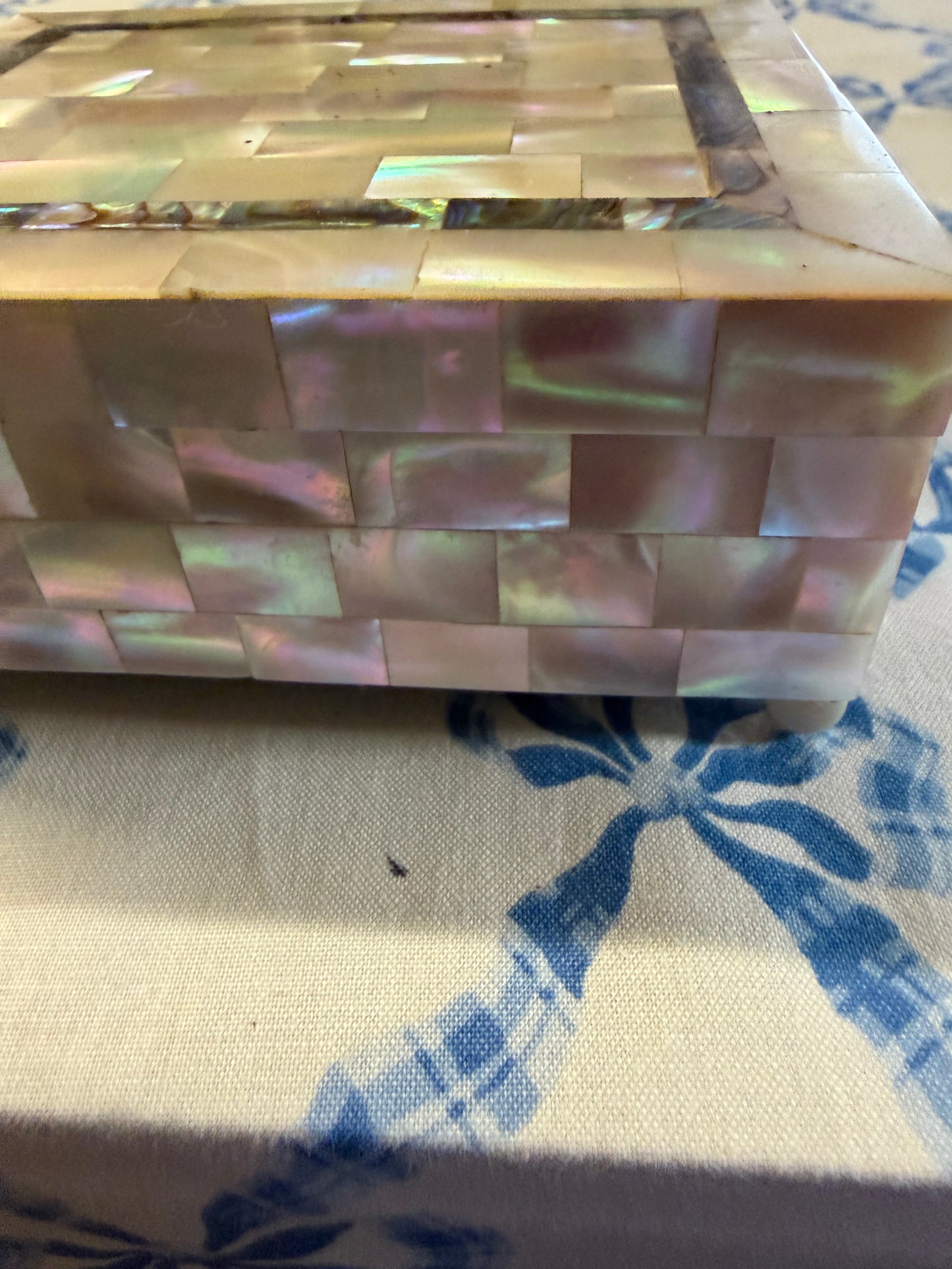 BOX