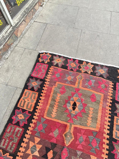 VINTAGE RUG