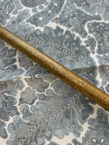 CURTAIN POLE