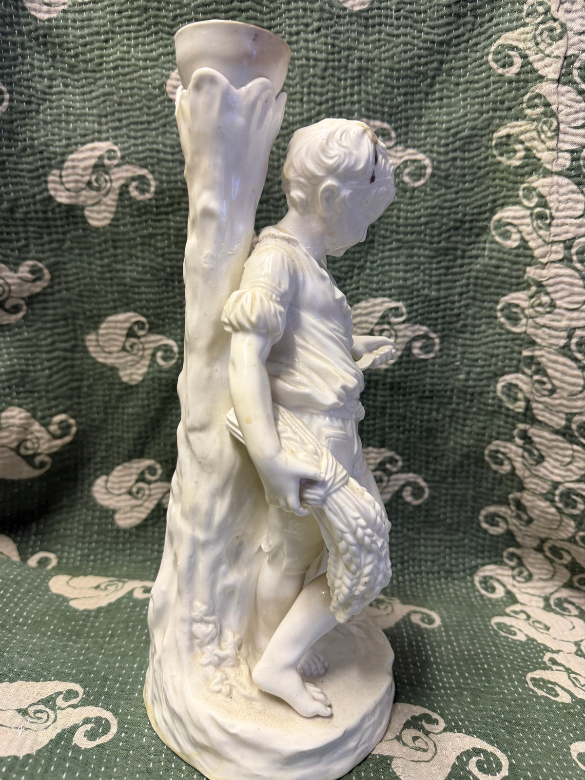 SUMMER FIGURINE