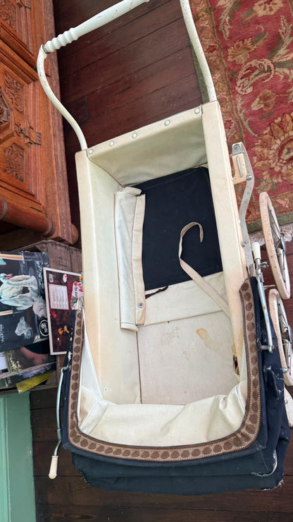 ANTIQUE PRAM