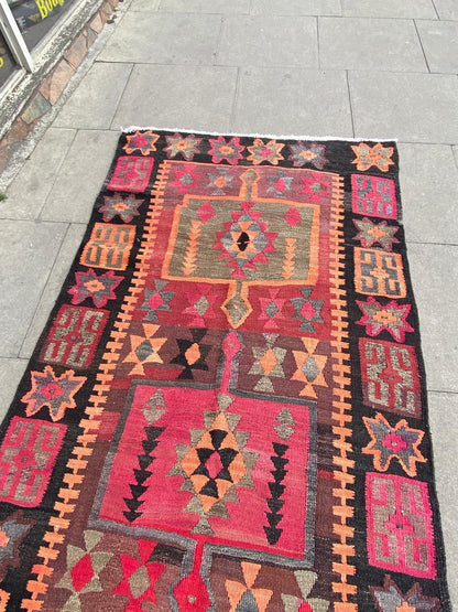 VINTAGE RUG