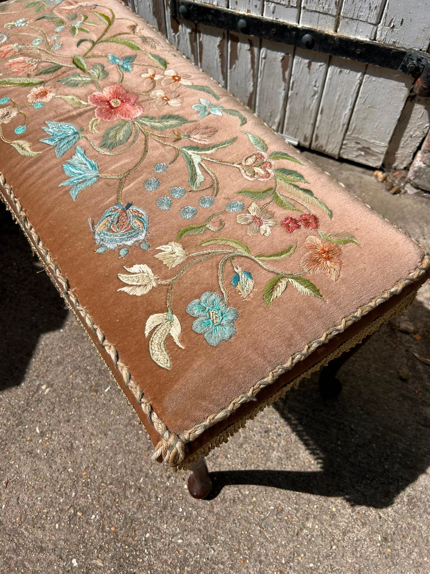 FOOTSTOOL