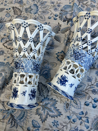 LACE VASES