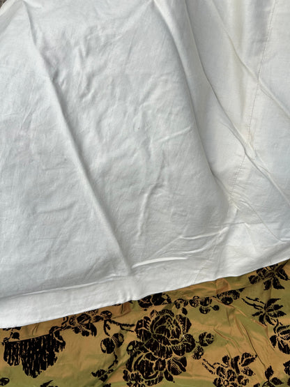 CIRCULAR CLOTH