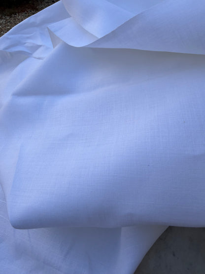 VINTAGE LINEN