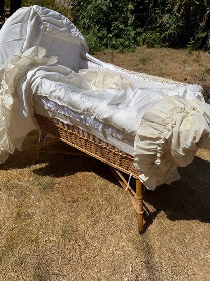 CHILDS CRIB