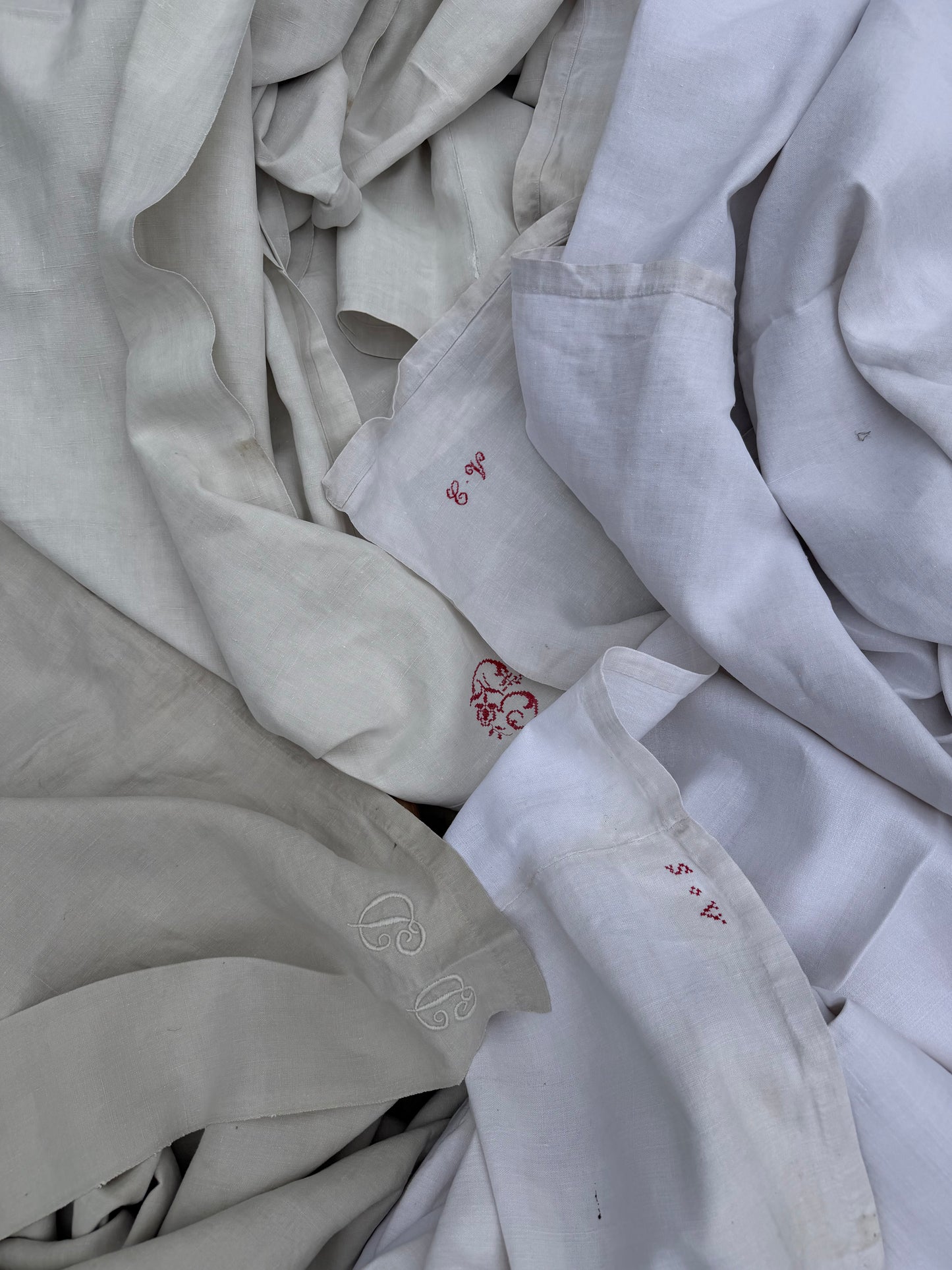 LINEN SHEETS