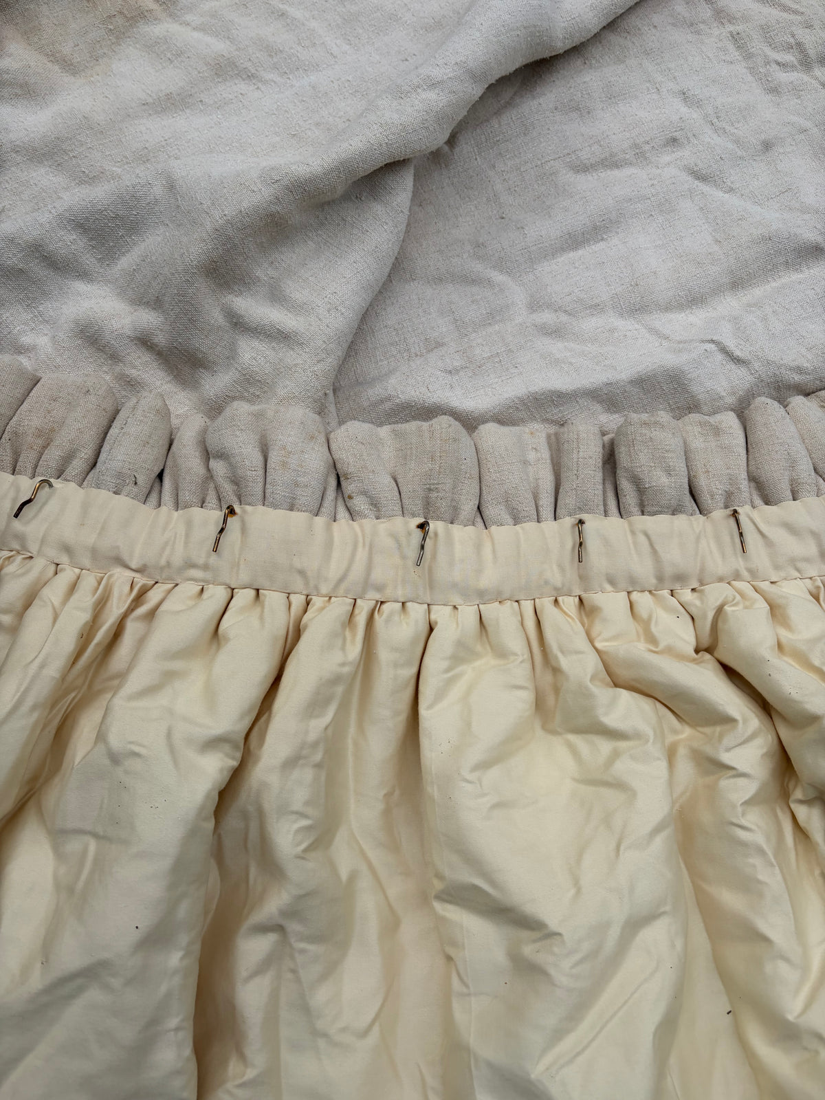 LINEN CURTAINS