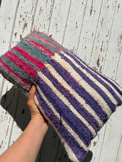 CUSHION