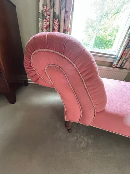 CHAISE LONG
