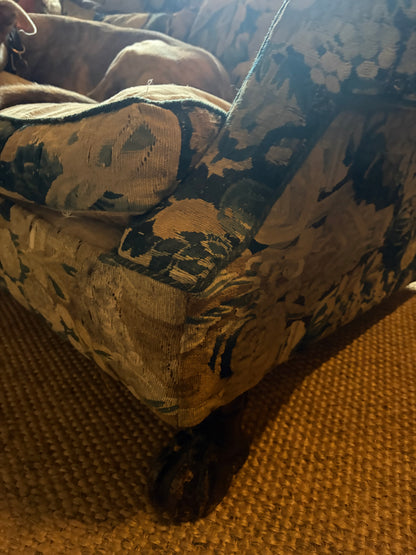 TAPESTRY SOFA