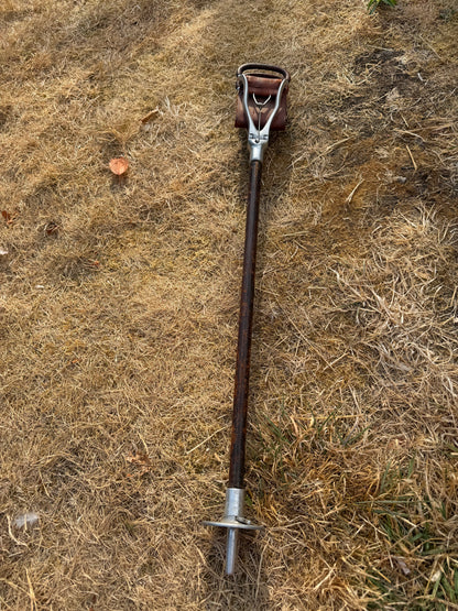 SHOOTING STICK