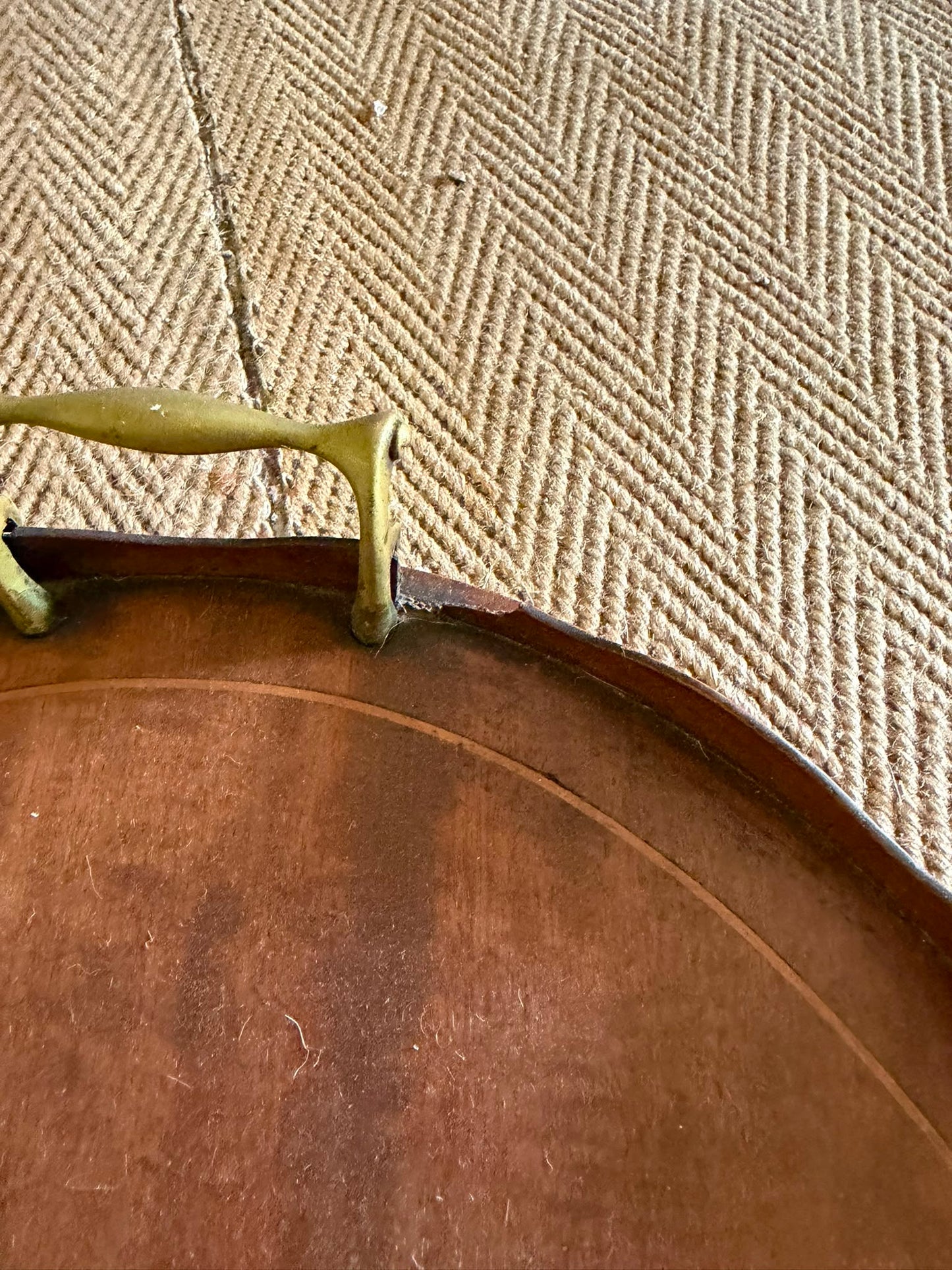 TRAY