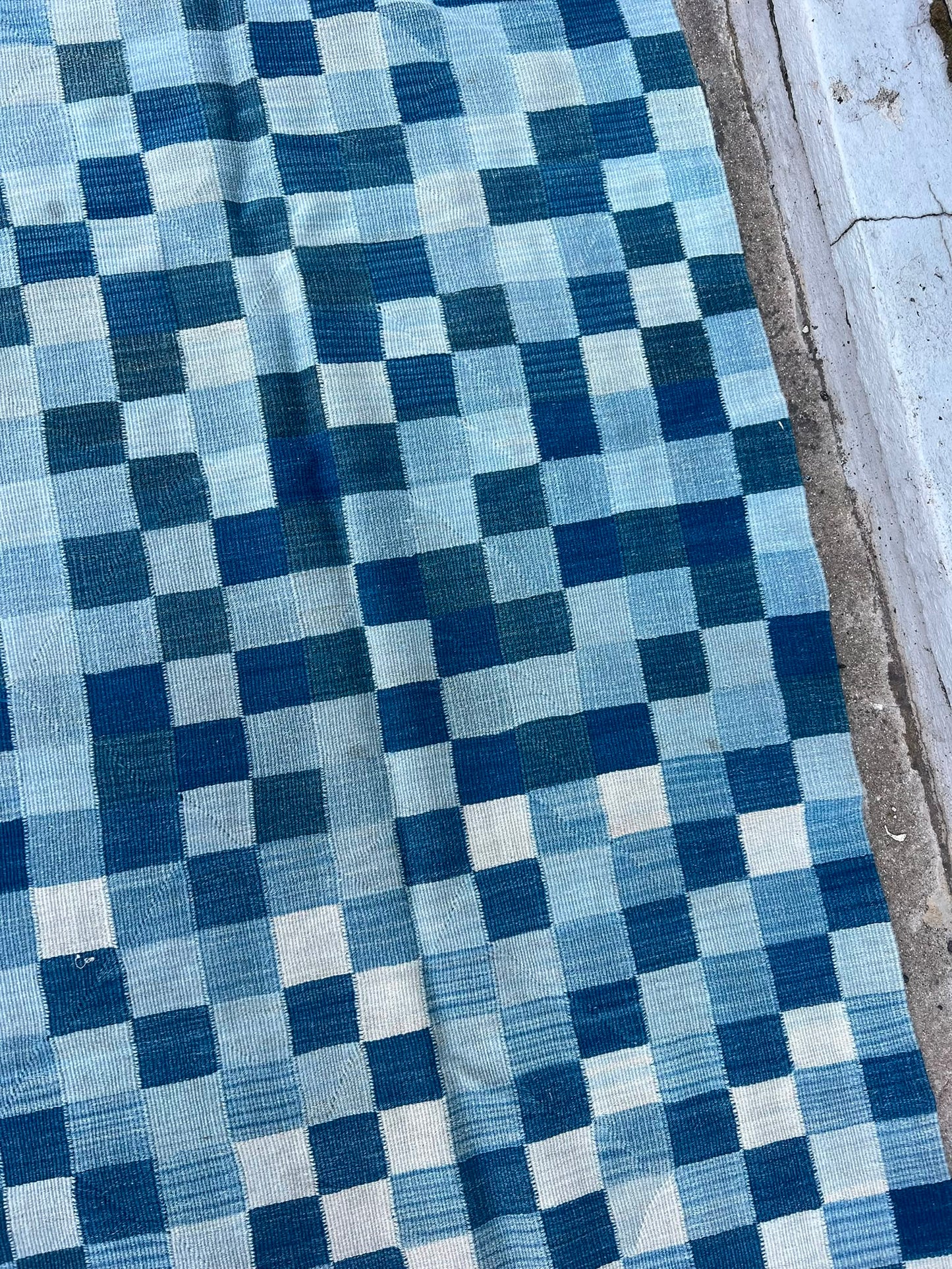 CHECKED KILIM