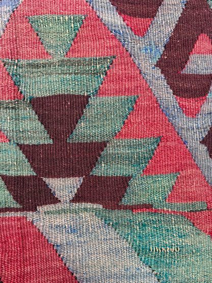 ANTIQUE KILIM
