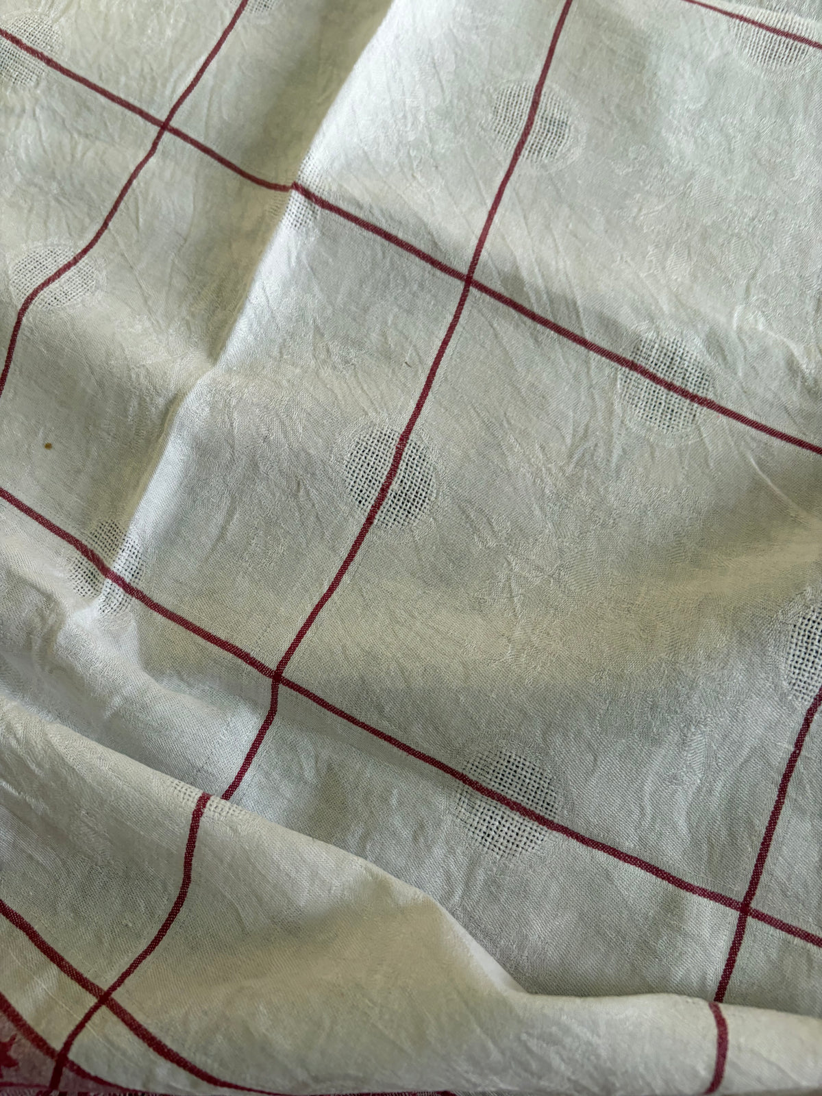 LINEN CLOTH