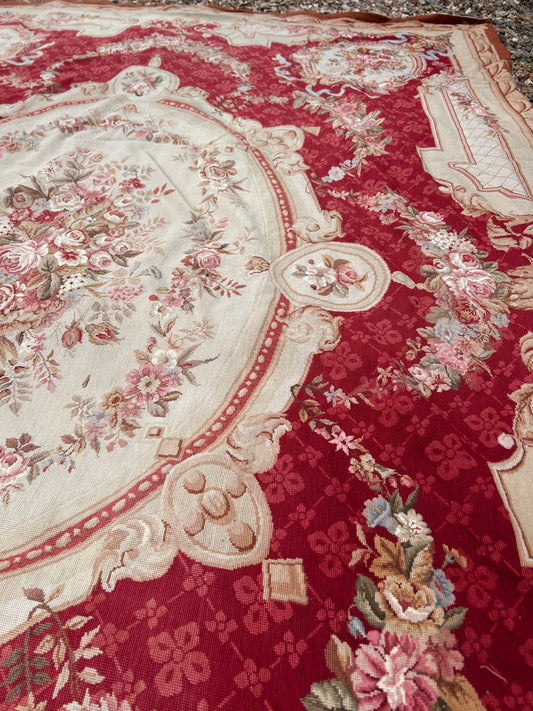 TAPESTRY RUG
