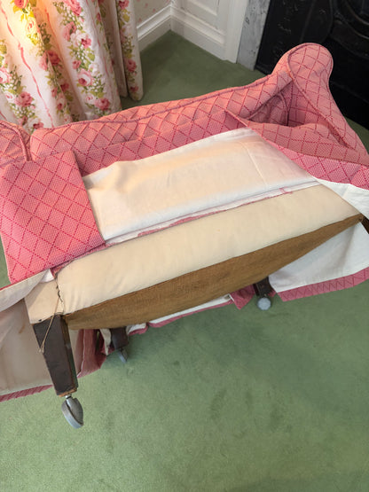 PINK CHAIR