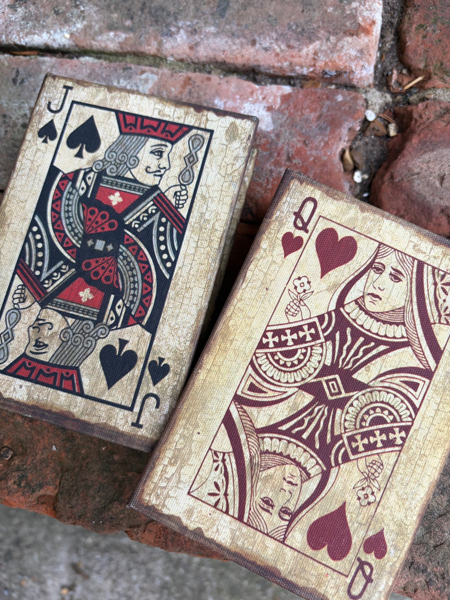 SECRET BOXES