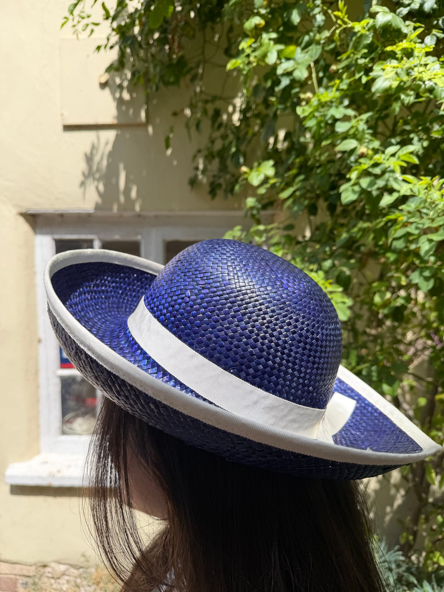 HAT
