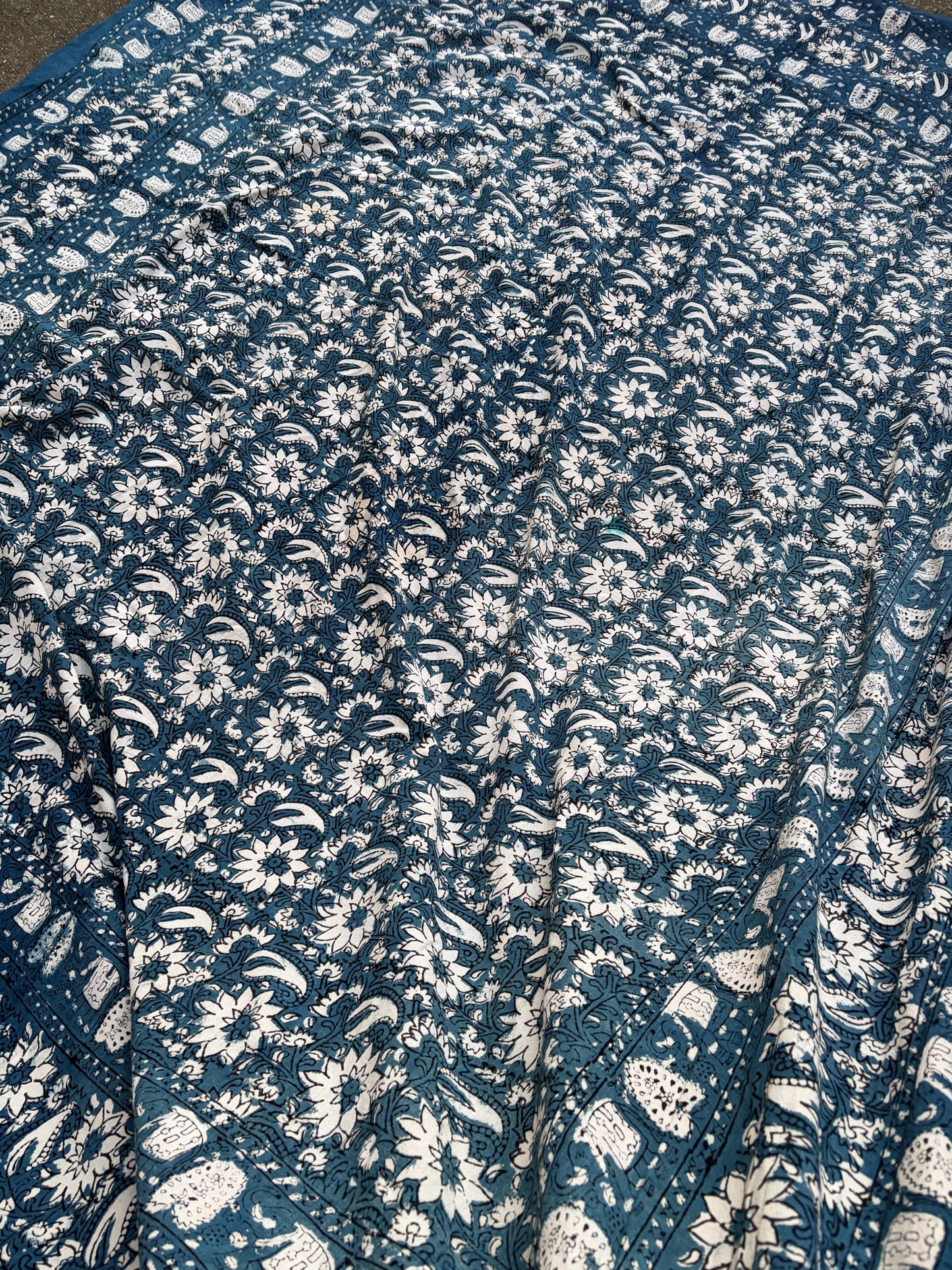 BLUE THROW