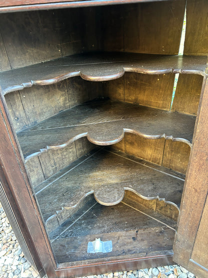 CORNER CABINET