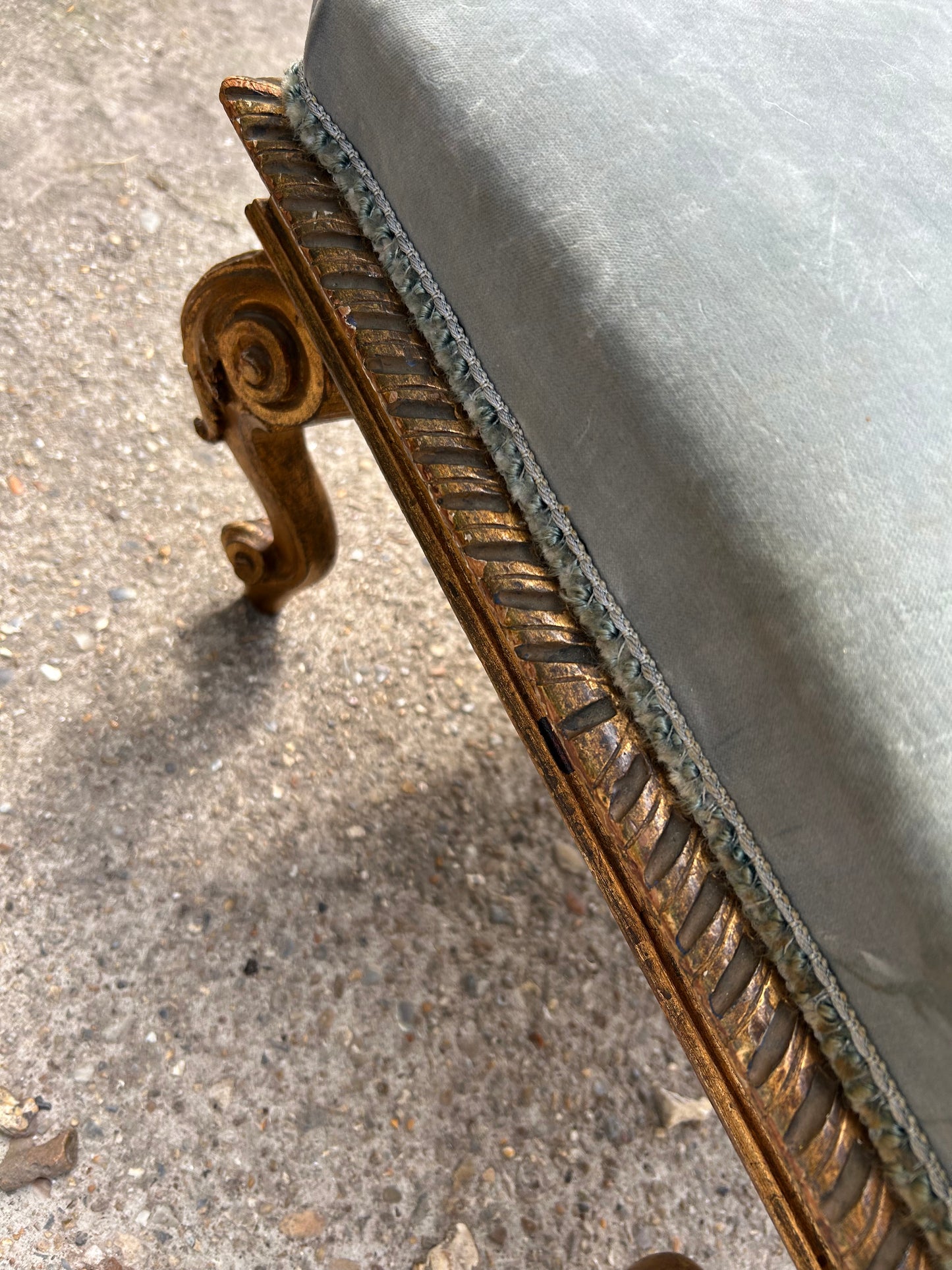 FOOTSTOOL