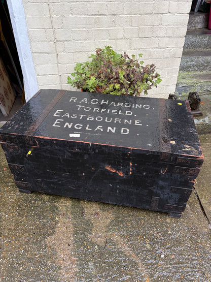 STORAGE BOX