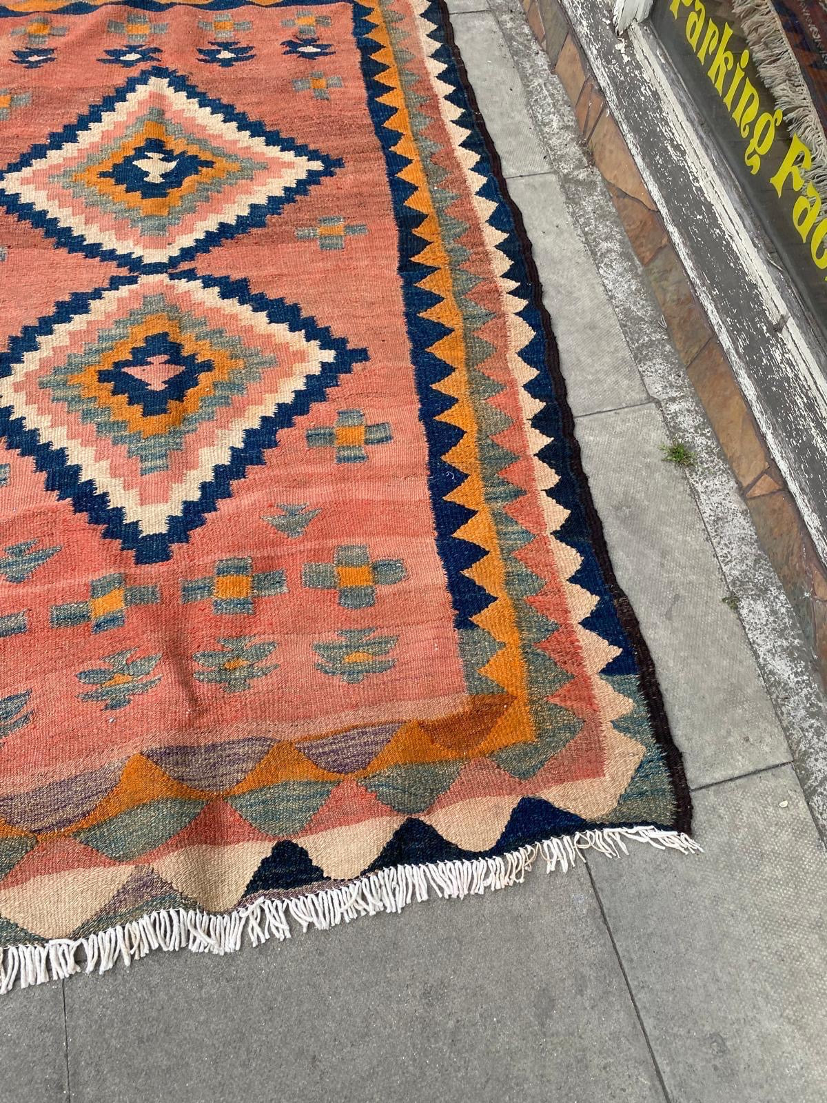 CORAL RUG