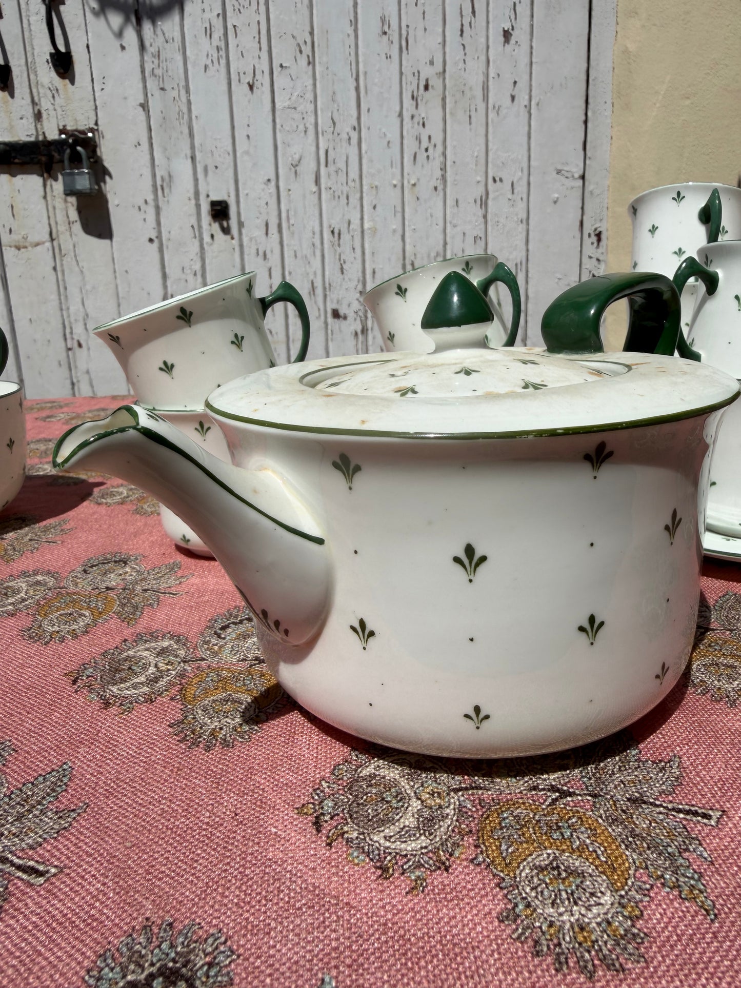 TEA SET