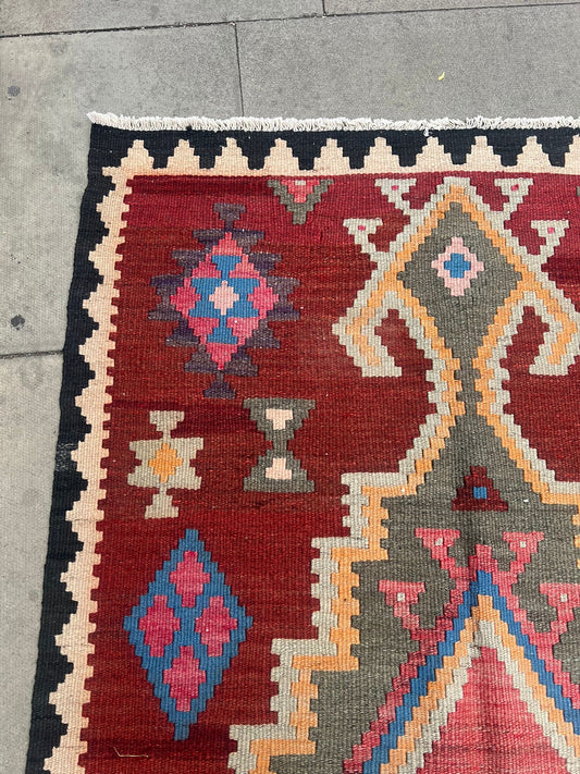VINTAGE KILIM
