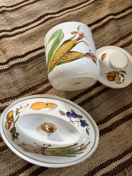 DISH AND POT