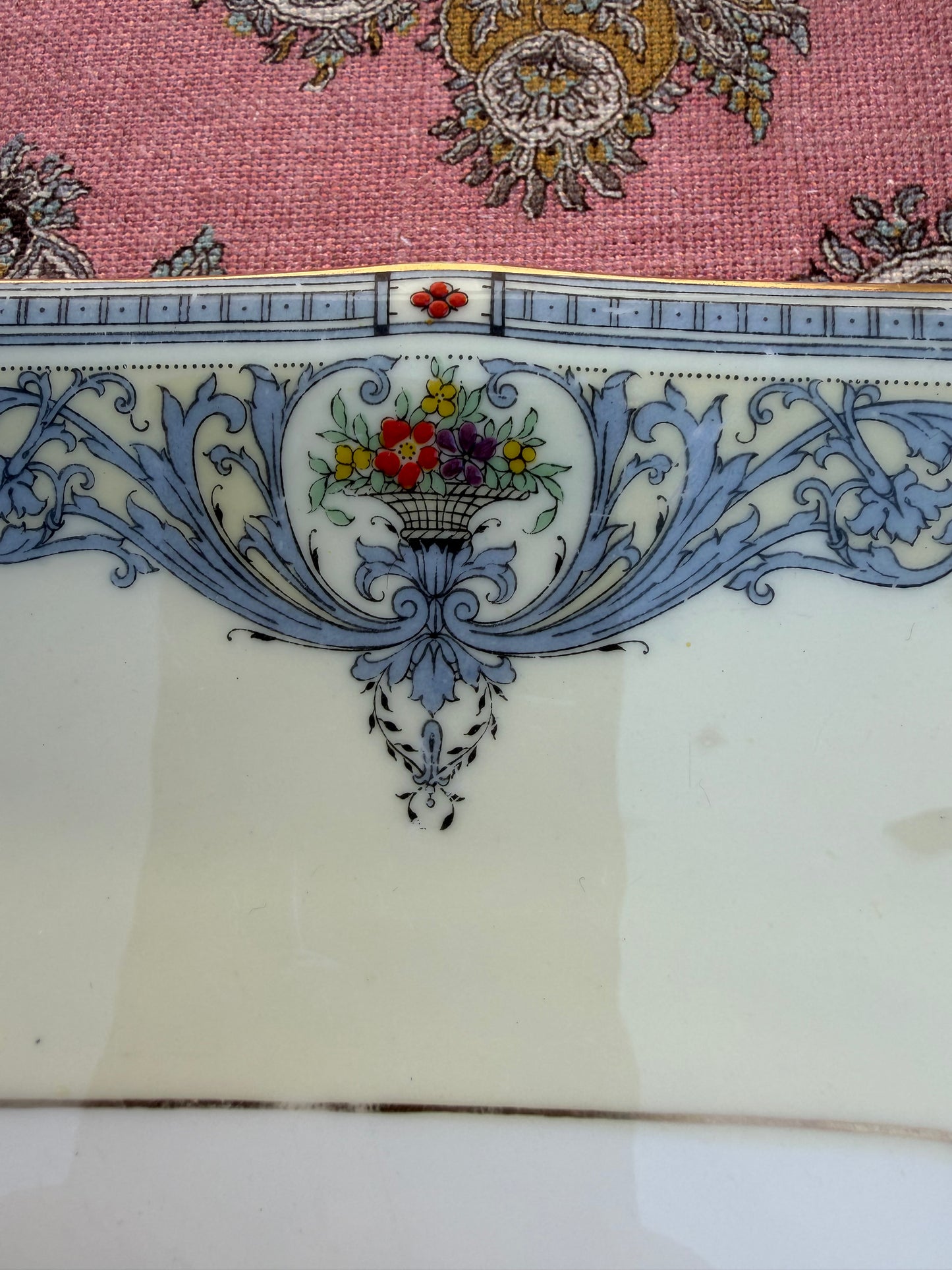 SQUARE PLATES
