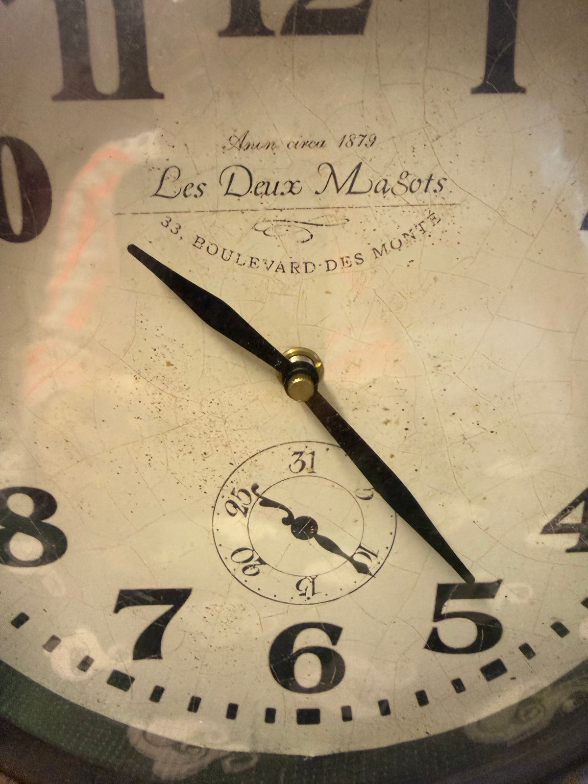 LARGE CLOCK
