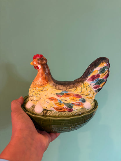 EGG HOUSE