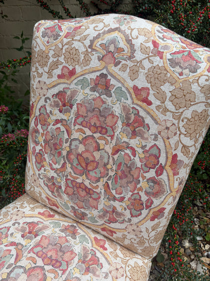 SLIPPER CHAIR