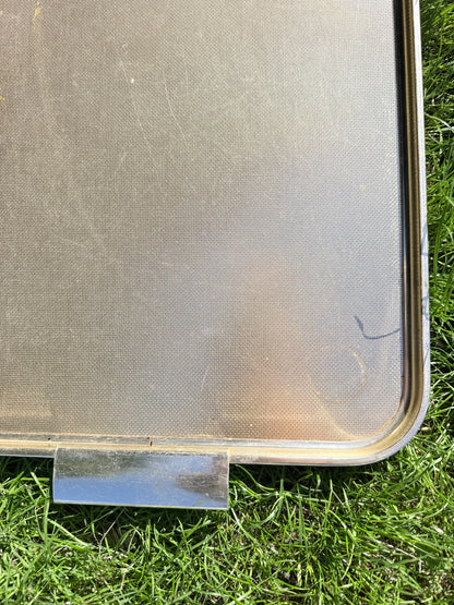 TRAYS
