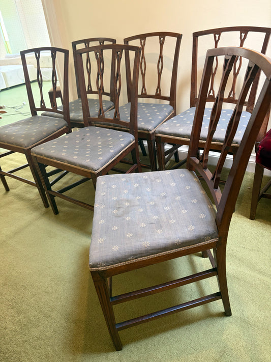 SET OF SIX CHAIRS