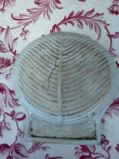 ANTIQUE SOAP DISH