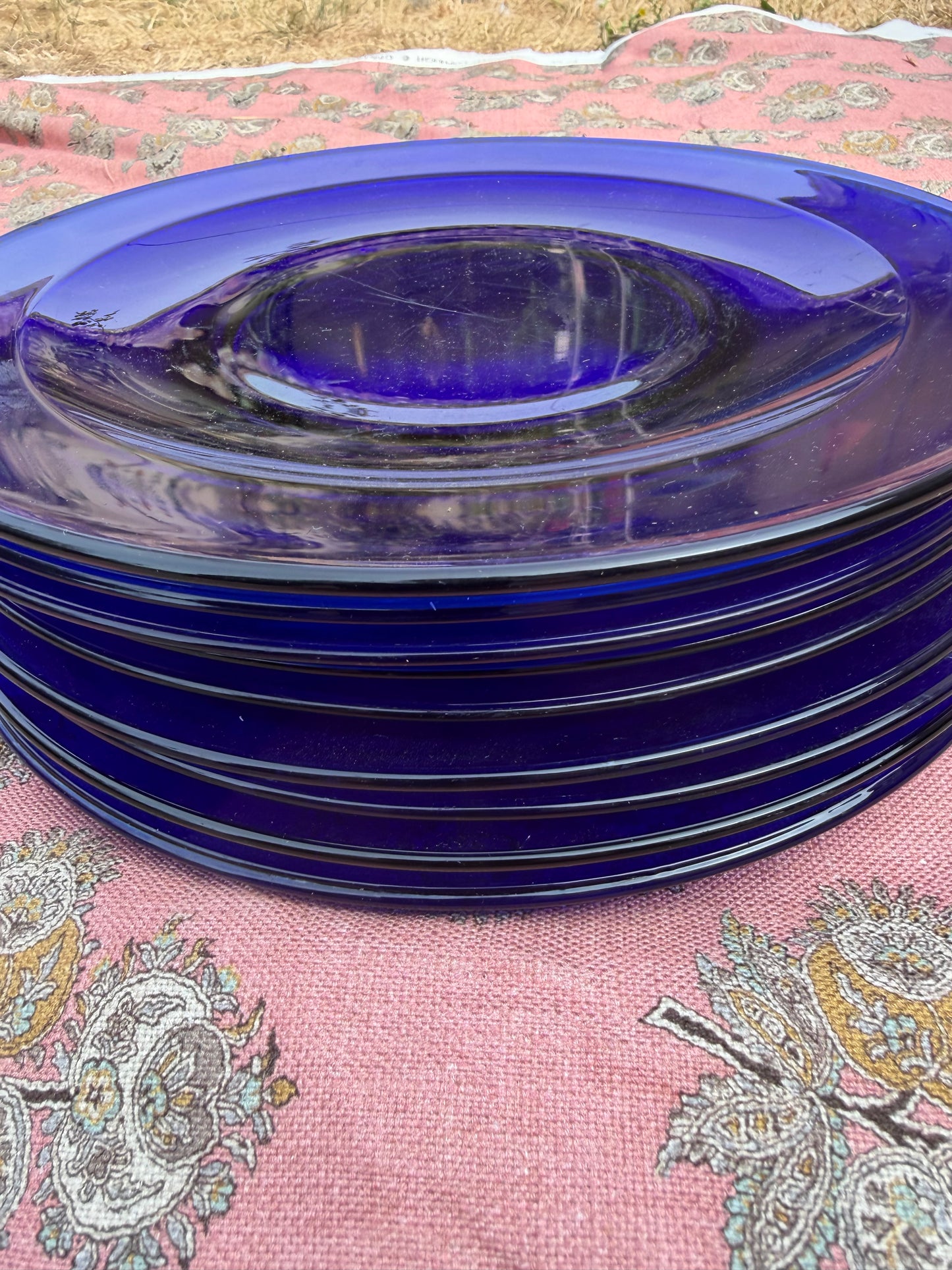 BLUE PLATES