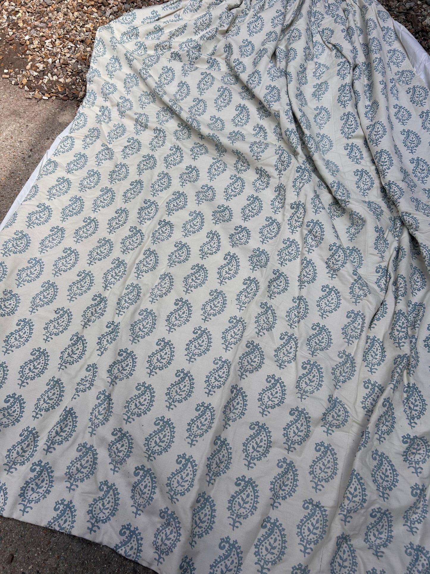PAISLEY CURTAIN