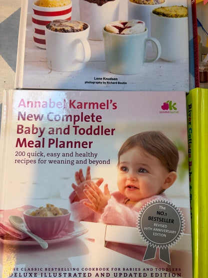 FOUR KIDS COOK BOOKS